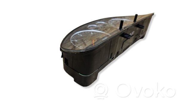rrr-part-75-c5aa073276ed4e1975bc0bc053b07921-1 Audi A6 S6 C5 4B Speedometer (instrument cluster)