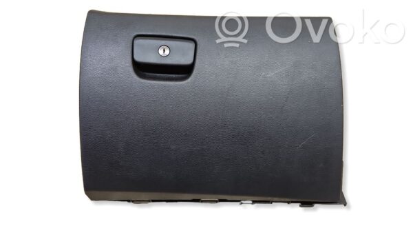 rrr-part-756-9f470a11af5676e3d59ba51cc5952d25 Jeep Grand Cherokee Glove box