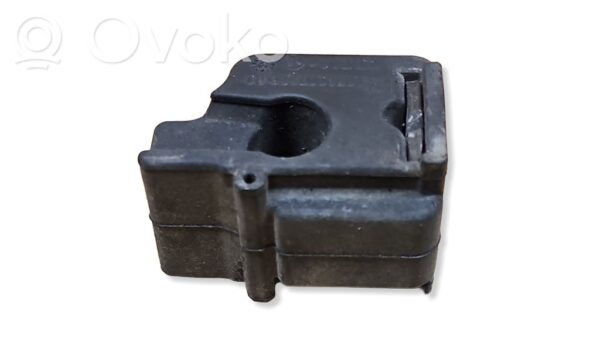 rrr-part-777-2e57b4614038799e8819e32f97d138f5 Citroen Berlingo Sliding door check strap stopper