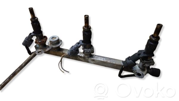 Mercedes-Benz CLS C219 Fuel main line pipe