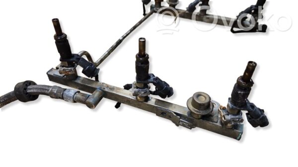 Mercedes-Benz CLS C219 Fuel main line pipe