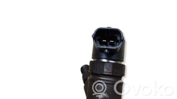 Volvo V70 Fuel injector