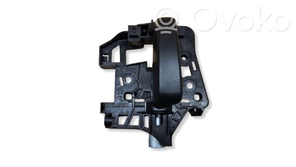 rrr-part-81-7a31aa697ab0b06998957c71f605ae6b-1 Citroen Berlingo Lükandukse sisemine käepide