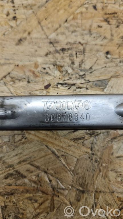 rrr-part-819-c093252d12b8b97dc803a57d6576026e Volvo V70 Headlight/headlamp mounting bracket