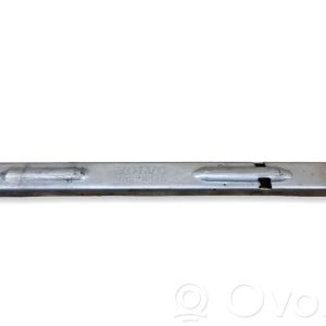 Volvo V70 Headlight/headlamp mounting bracket
