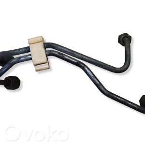Volvo V70 Fuel line pipe