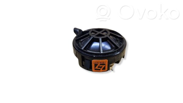Mercedes-Benz CLS C219 Front door high frequency speaker