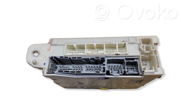 rrr-part-857-103f29158d8fa580541e6a36d4b90378-1 Lexus IS 220D-250-350 Kaitsemoodul