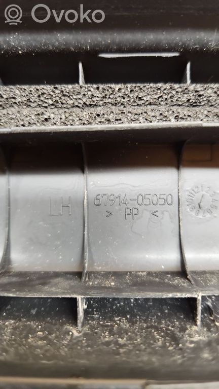 Toyota Avensis T250 Esiosa lävepaku kate