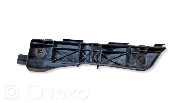 Toyota Avensis T250 Front bumper mounting bracket