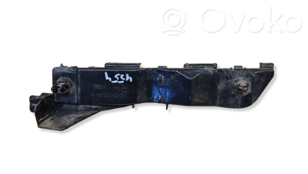Toyota Avensis T250 Front bumper mounting bracket