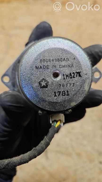 rrr-part-925-081a4f2615c116feeee10bf2b92b7a47 Jeep Grand Cherokee Panel speaker