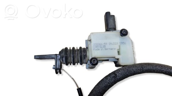 rrr-part-934-dcb1589a0950fa6e547c47fb2248a3b3 Jeep Grand Cherokee Fuel tank cap lock motor