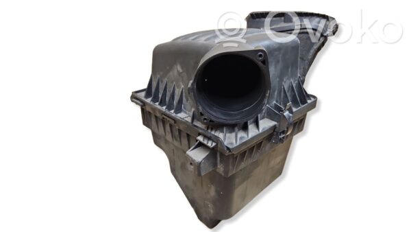 Jeep Grand Cherokee Air filter box
