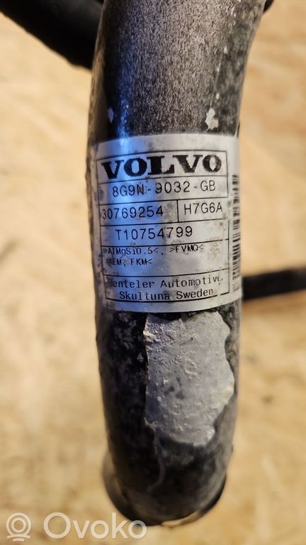 rrr-part-966-0fe98a7c43928e589a7f323678e3dfa9 Volvo XC60 Kütusepaagi täiteava toru