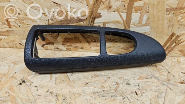 rrr-part-2033-12bb66ba7616cc6a65ce55c687faf784 Mercedes-Benz S W221 Front door window switch trim