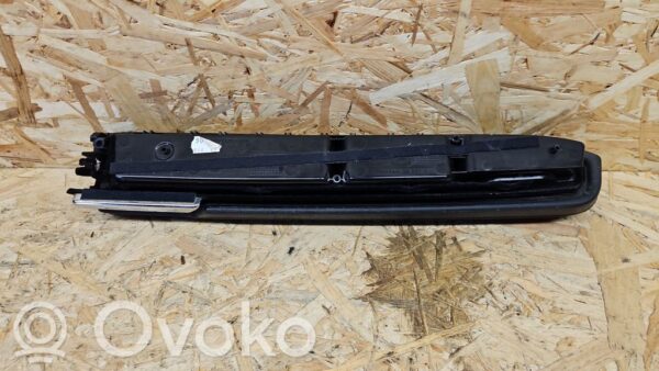 rrr-part-2035-6af0c1bd5e88283a25f924ad84796473 Mercedes-Benz S W221 Front door storage pocket/box