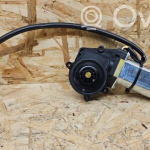 rrr-part-2049-5c38b9b7563201538466fad1e95a694b Mercedes-Benz S W221 Tagumise ukse kardina mootor