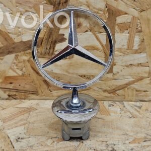 rrr-part-2051-6c6cb947d52b48f19bdda67c2493bdbc Mercedes-Benz S W221 Tootja märgi logo/embleem