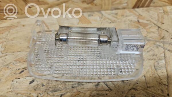 rrr-part-2055-57251cc948bbf1c0452553bf6412e86f Volvo V70 Boot/trunk interior light