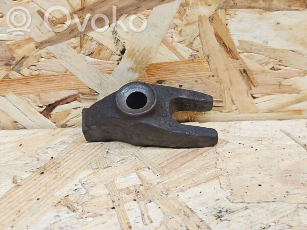 Jeep Grand Cherokee Fuel Injector clamp holder