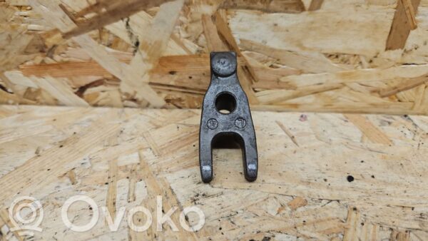 rrr-part-2094-7614077f2761940c4937caf37cf0379e Jeep Grand Cherokee Kütusepihusti klambri hoidik