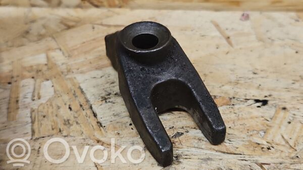 Jeep Grand Cherokee Fuel Injector clamp holder