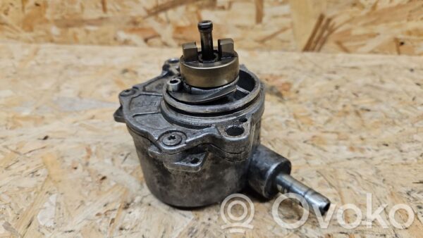 Mercedes-Benz S W221 Vaakumpump