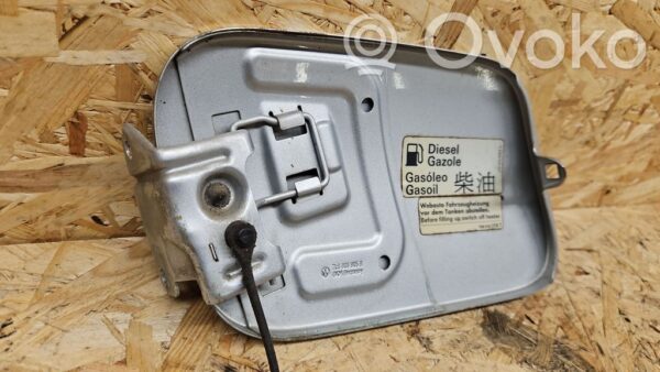 rrr-part-2137-1a1fc3e21cb2ba7eb717b0685cd3cf72 Volkswagen Touareg I Fuel tank cap