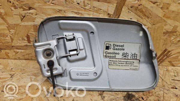 rrr-part-2137-74f8cd61e1b82aa66502b408bc5e9329 Volkswagen Touareg I Fuel tank cap