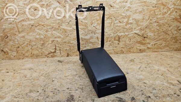 rrr-part-2148-1de620a9bfc3df0521346037516e960e Mercedes-Benz S W221 Rear seat armrest
