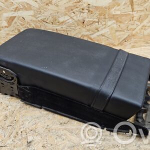 rrr-part-2148-a2b65c903c76a0633813d177ec6450e8 Mercedes-Benz S W221 Tagumise istme käetugi