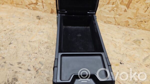 rrr-part-2148-c527eb704263478439dca283b0f9a677 Mercedes-Benz S W221 Rear seat armrest
