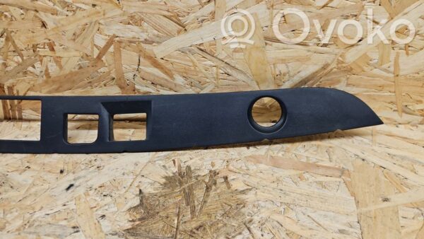 rrr-part-2151-524cebb5cfe9951cc3c149e1b90c2134-1 Mercedes-Benz S W221 Tailgate trim
