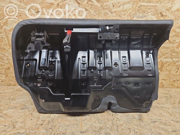 Volkswagen Touareg I Rear seat