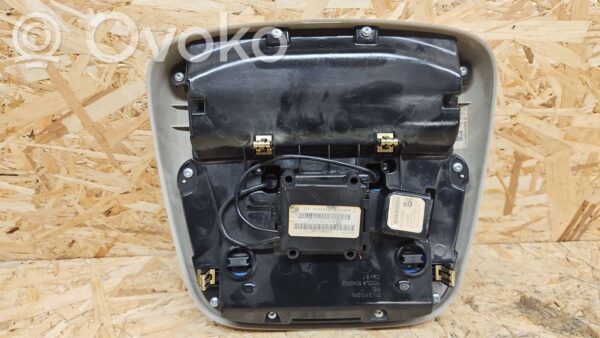 Jeep Grand Cherokee Esiistme valgusti