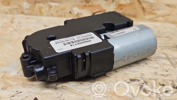 rrr-part-2231-8b2768adcf465d0bfb1c04168fde9400 Jeep Grand Cherokee Katuseluugi mootor/ajam