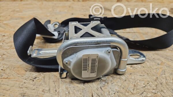 Jeep Grand Cherokee Front seatbelt