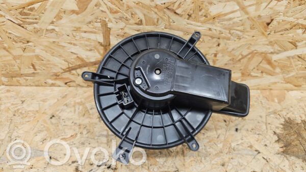rrr-part-2240-4ab7729cef9b90d7f77034cce2cc04ed Jeep Grand Cherokee Kütteseadme ventilaator/puhur