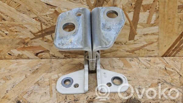 rrr-part-2248-40f870cbf064edc706abb5e4488b6200-1 Jeep Grand Cherokee Rear door upper hinge