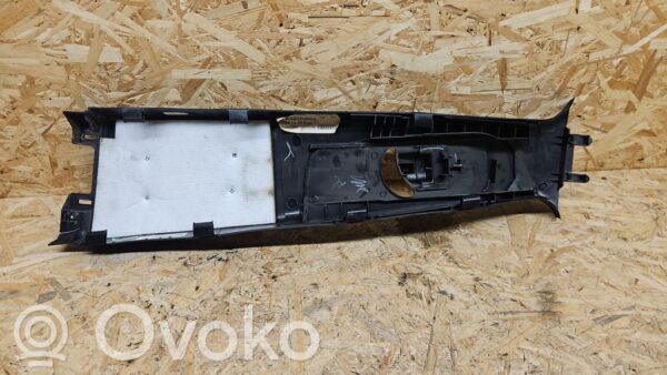 rrr-part-2264-7e62a9607f3c8dd47e4a3db39ffc99cf Jeep Grand Cherokee (B) pillar trim (top)