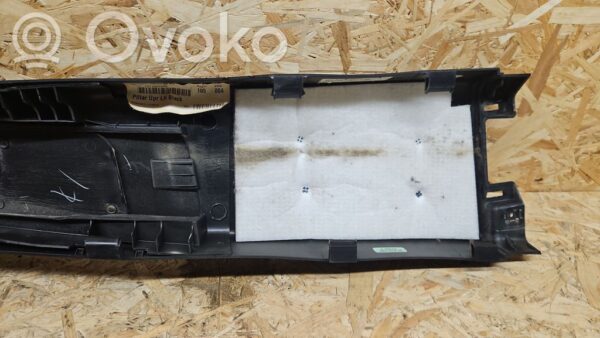 rrr-part-2265-d7e8c697a3f9884756eff4f37a800351 Jeep Grand Cherokee (B) pillar trim (top)