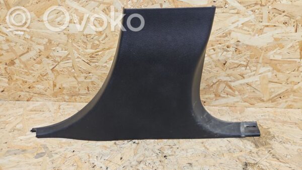 rrr-part-2266-1b46a23310166260dbcd2adaa8fa0065 Jeep Grand Cherokee (B) pillar trim (bottom)