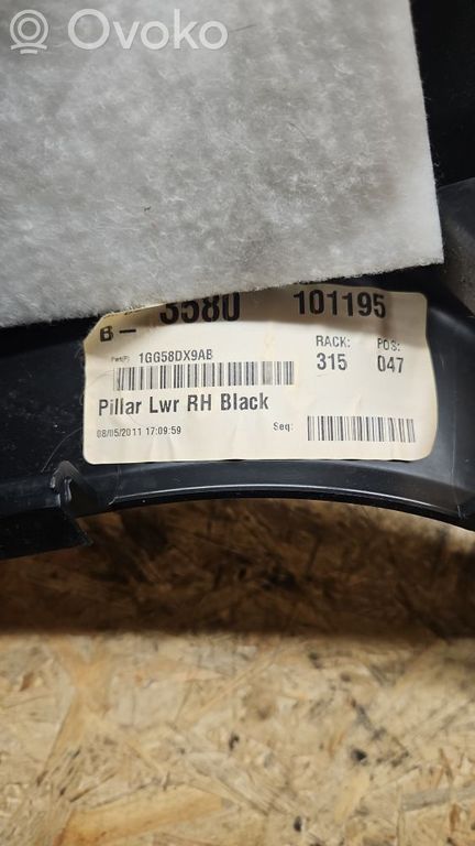 rrr-part-2266-88f6c754678a8614ada22546bb814181 Jeep Grand Cherokee (B) pillar trim (bottom)