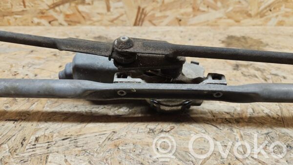 Jeep Grand Cherokee Front wiper linkage and motor