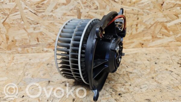 rrr-part-2318-5e01d0f211645647e1367357812d648f Mercedes-Benz CLS C219 Kütteseadme ventilaator/puhur