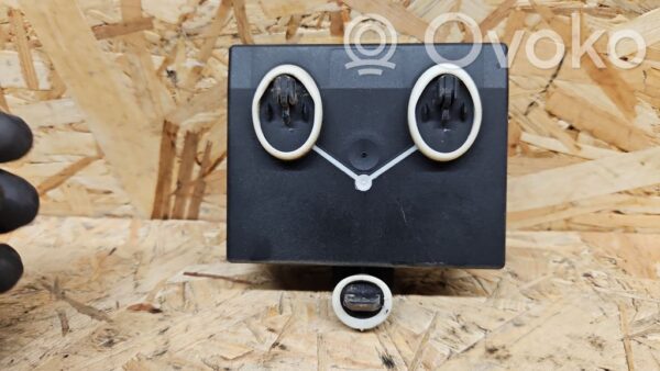 rrr-part-2413-636082b1b5e21c3f5eeeb3f8f5c6c0a1 Audi A6 S6 C6 4F Door control unit/module