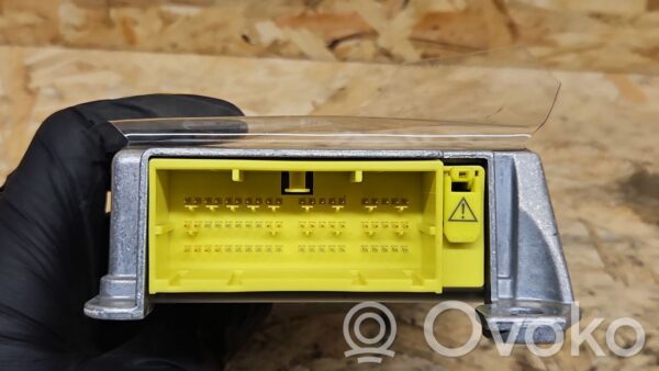 Lexus IS 220D-250-350 Airbag control unit/module