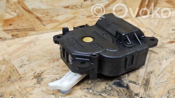 rrr-part-2441-a116d1a734fc18028371108caedca268 Lexus IS 220D-250-350 Air flap motor/actuator