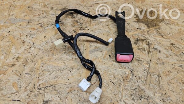 rrr-part-2481-2623aca97aec87159f679b479570eacd Lexus IS 220D-250-350 Front seatbelt buckle